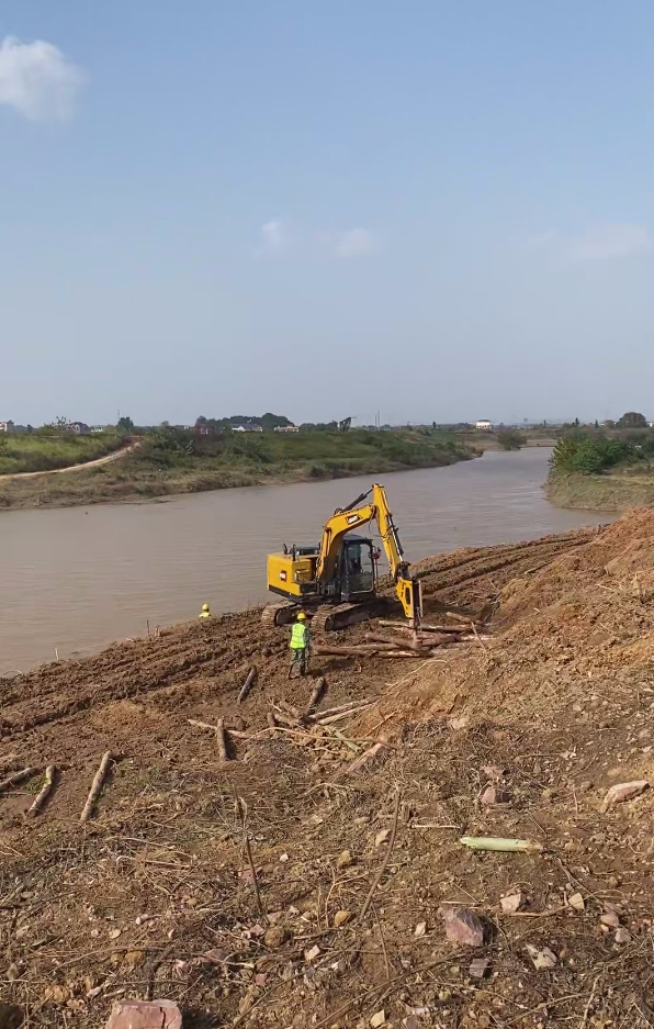 成都打松木樁施工團隊-河道打木樁施工前準(zhǔn)備工作？