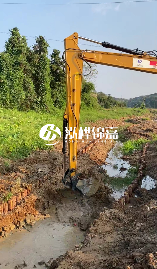 淄博河道清淤專業(yè)施工-打完木樁后清淤如何防止木樁損壞？