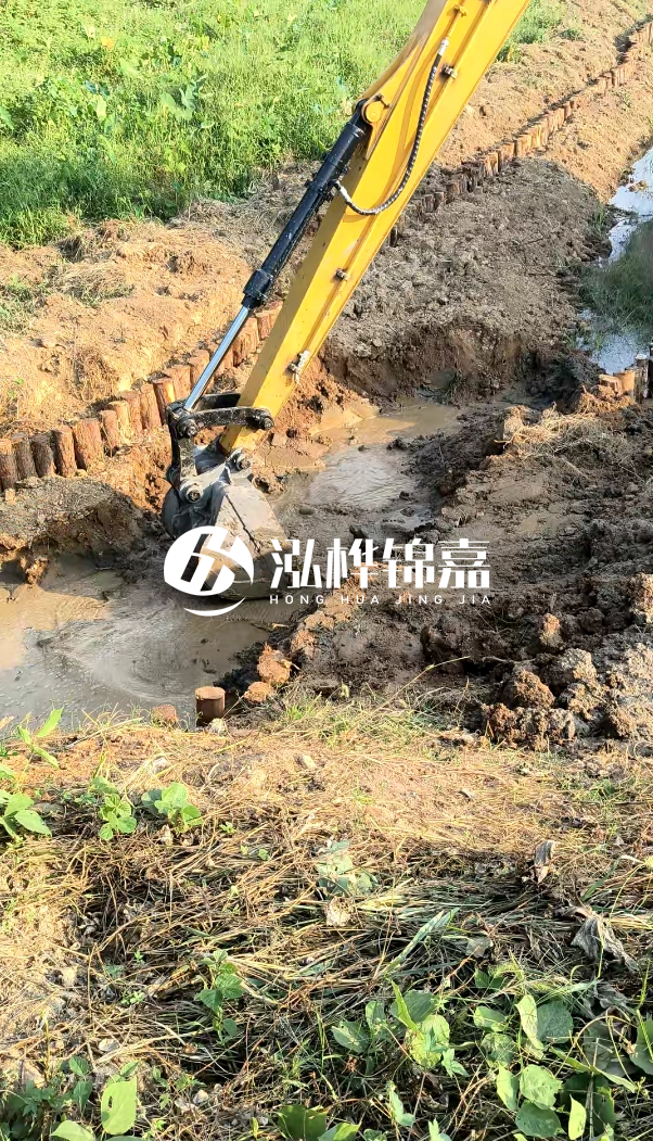 新鄉(xiāng)河道清淤專業(yè)施工-河道清淤價(jià)格是按什么標(biāo)準(zhǔn)來(lái)計(jì)算的？