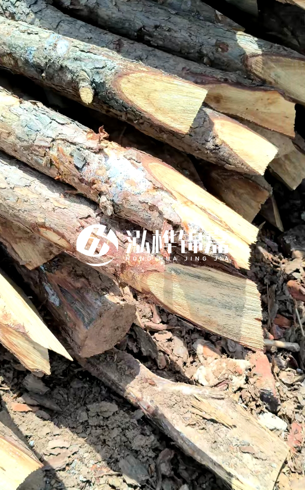 黃岡挖機(jī)打木樁專業(yè)施工-護(hù)坡木樁多少錢一根？