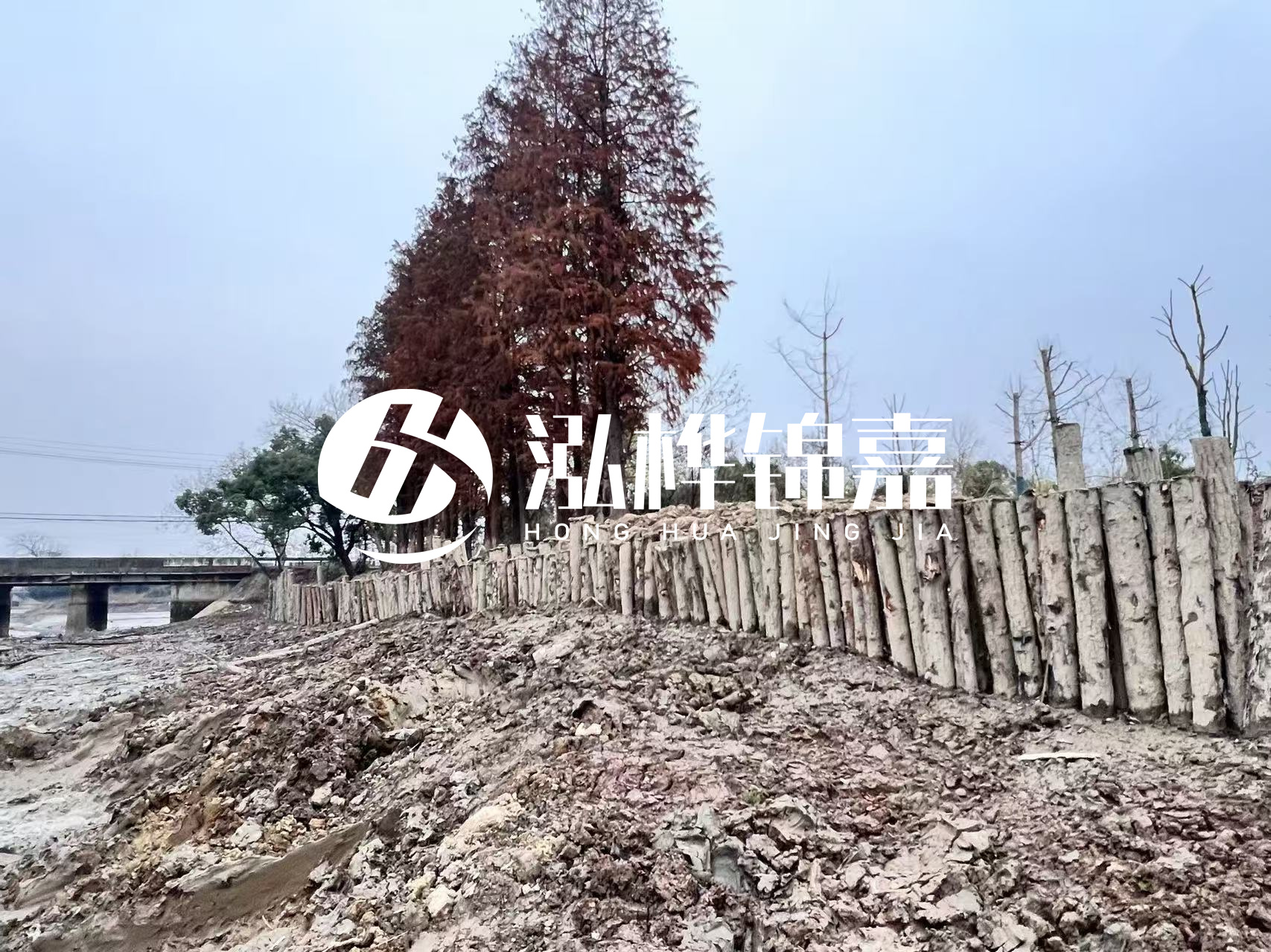 平?jīng)鐾跈C打木樁專業(yè)施工-松木樁工程量怎么計算的？