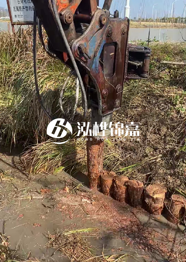 松木樁施工雙排支護(hù)樁和單排支護(hù)樁的區(qū)別？什么時(shí)候采用雙排？