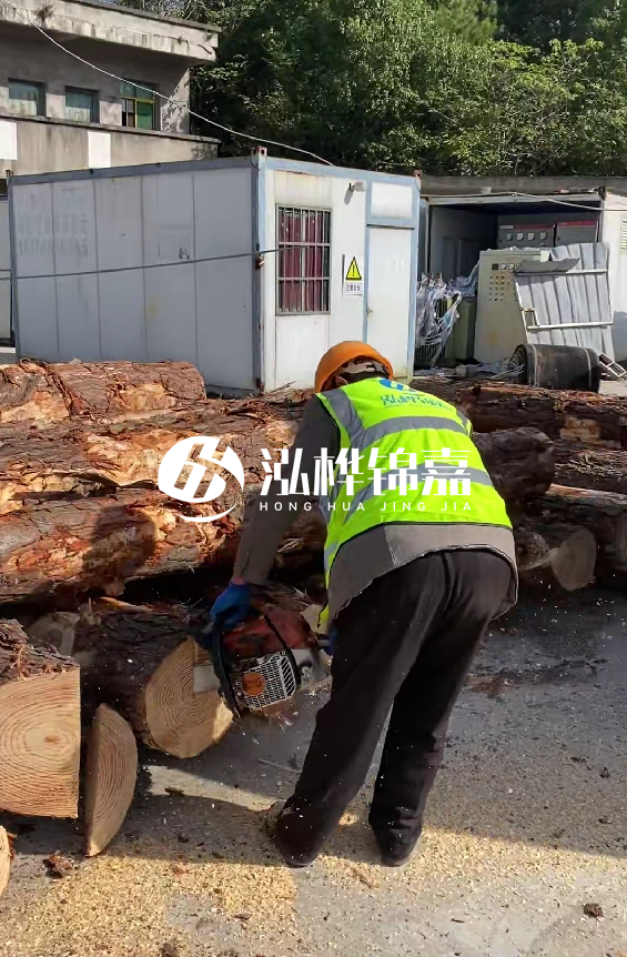 湖北有打樁木源頭工廠嗎？4米8公分松木樁多少錢一根？