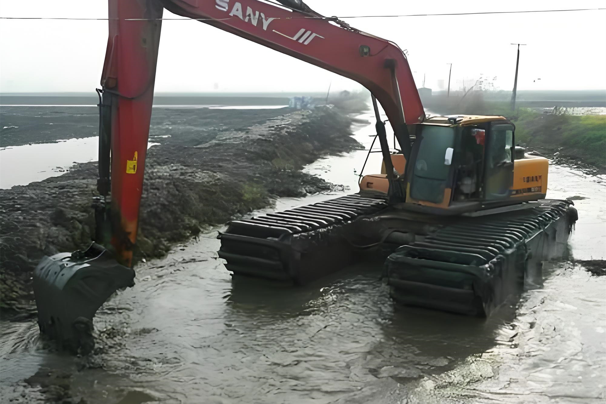 江蘇淮安挖機(jī)清淤施工隊(duì) - 鄉(xiāng)村溝渠清淤的施工隊(duì)伍哪里找？