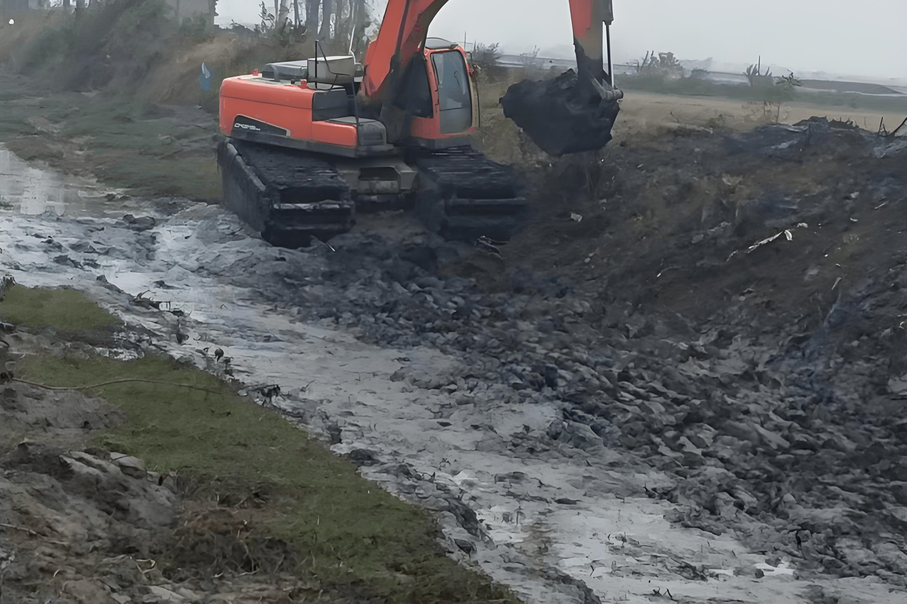 廣東湛江挖機(jī)清淤施工隊(duì)-挖機(jī)清淤能在水下作業(yè)嗎？?