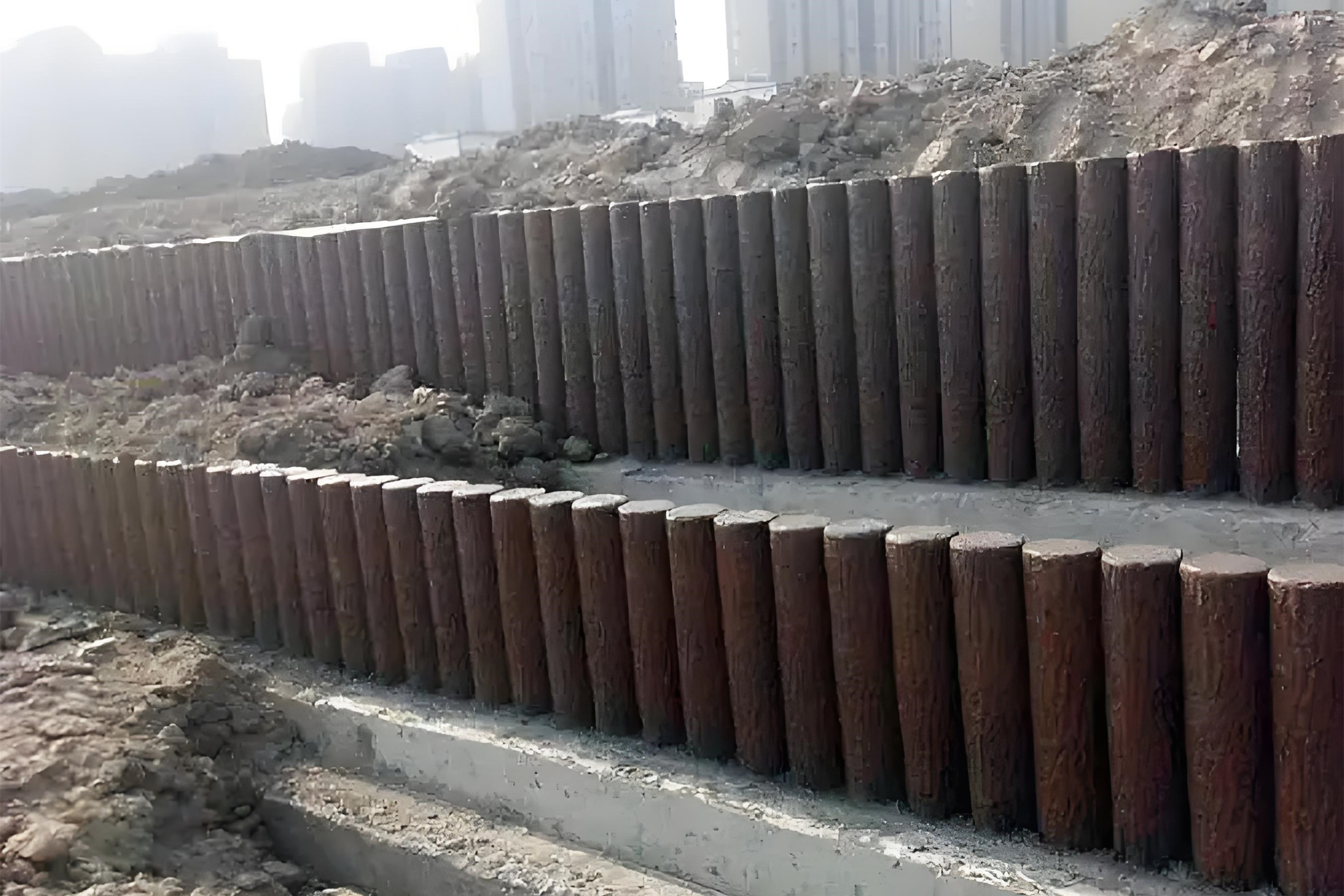 水泥樁批發(fā)廠家泓樺錦嘉-打仿木樁過(guò)程中需要控制力度嗎？