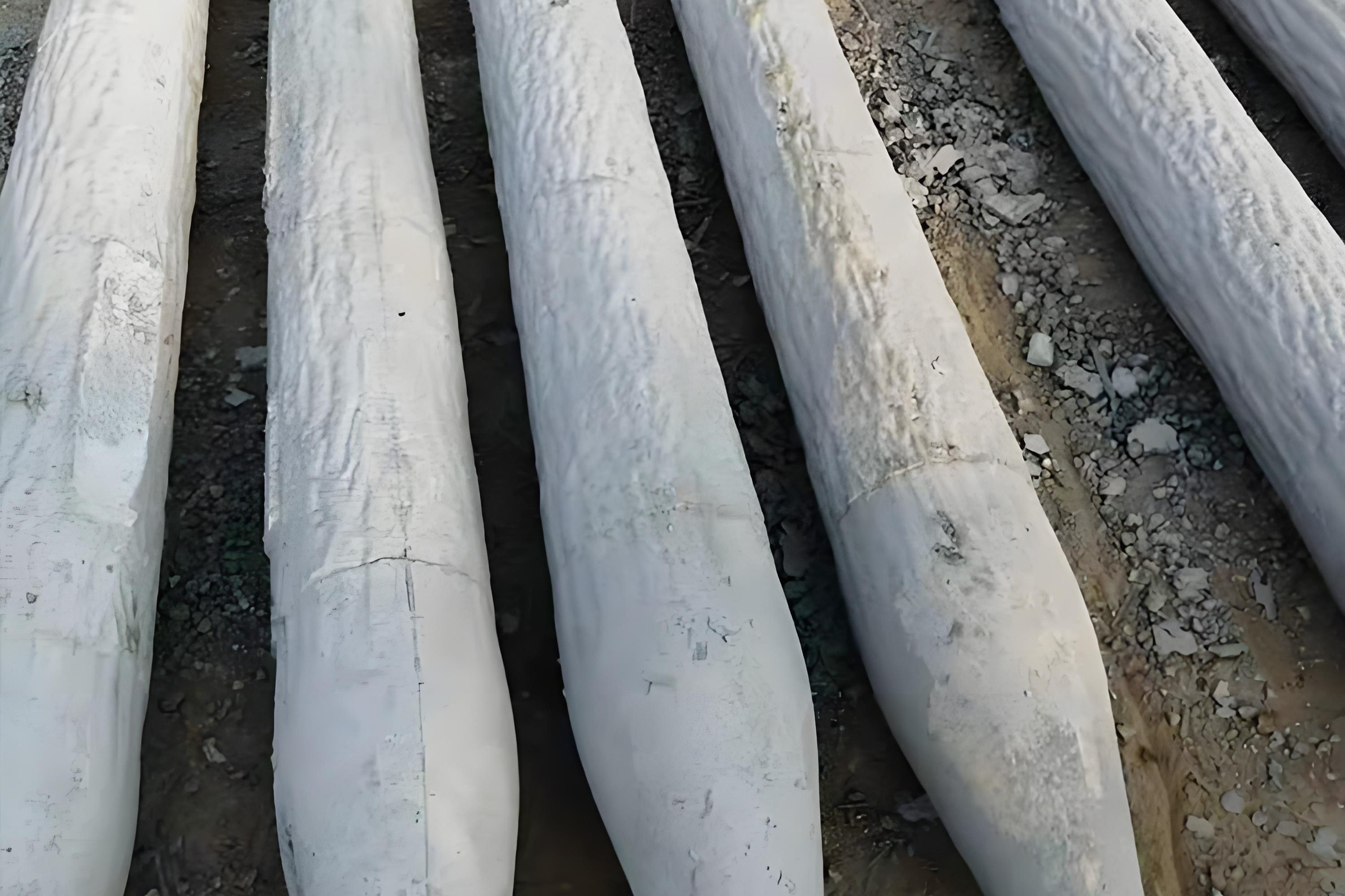 水泥仿木樁施工隊泓樺錦嘉-水泥圓樁相比方樁有哪些施工優(yōu)勢？