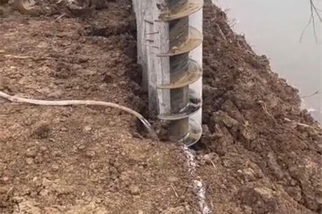 水泥仿木樁施工隊泓樺錦嘉 - 長度 3 米水泥河道樁施工多少錢？